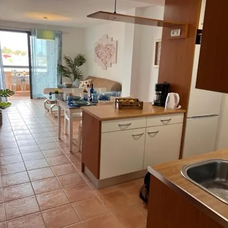 #seaparaiso# Heated Pool,private Parking,fast Wifi Apartamento *
