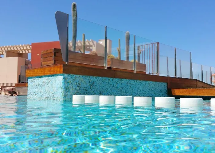 #seaparaiso# Heated Pool,private Parking,fast Wifi Apartamento *