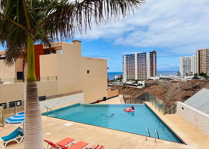 #seaparaiso# Heated Pool,private Parking,fast Wifi Apartamento